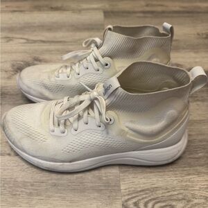 Lululemon Chargefeel Workout Mid Rise Shoe - Size 9.5